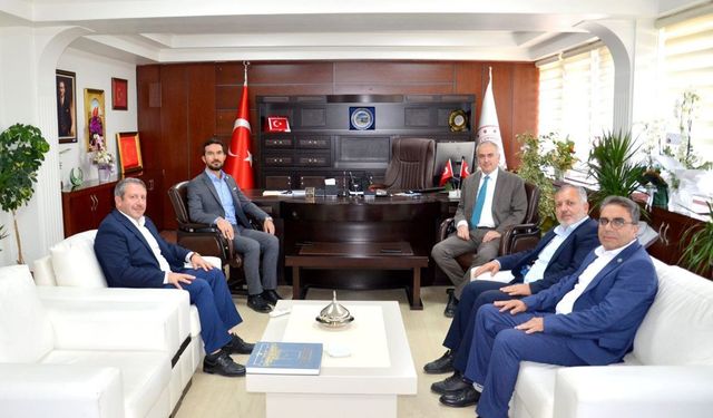 HÜDA PAR'dan Bursa İl Sağlık Müdürü'ne ziyaret
