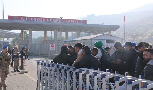 İçişleri Bakanı Yerlikaya: 9 Aralık'tan itibaren 250 bin Suriyeli ülkesine döndü