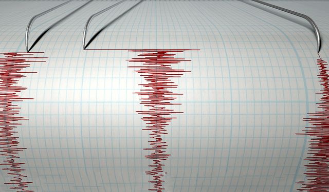 İran'da 5 büyüklüğünde deprem