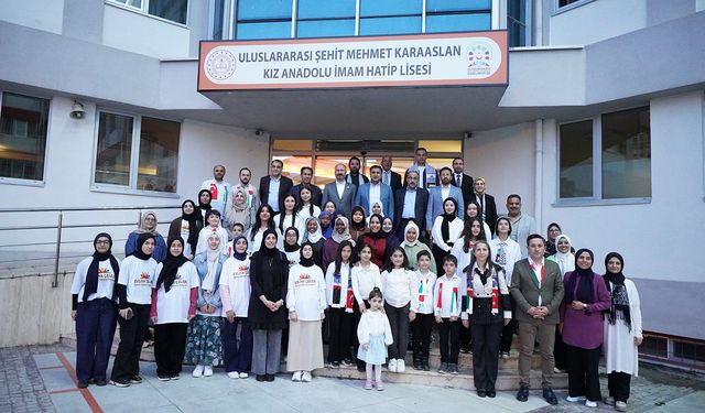 İstanbul'da Gazzeli öğrenciler için "kardeşlik buluşması" düzenlendi