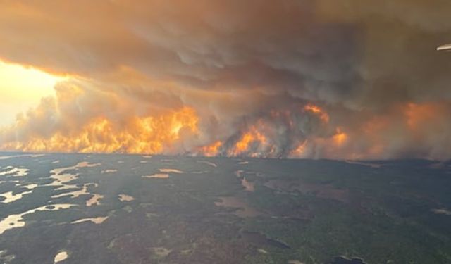 Kanada eyaleti Manitoba'da, orman yangınları nedeniyle olağanüstü hal ilan edildi