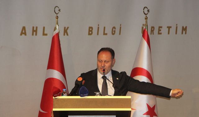 KKTC Meclisi Başkanı Öztürkler: Gazze’de yapılan soykırım Kıbrıs’ta da yapılmak istendi