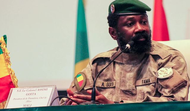 Mali'de siyasi partilerin faaliyetleri askıya alındı