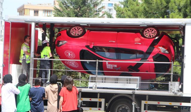 Mardin’de uygulamalı trafik eğitimi verildi