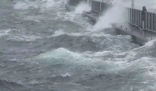 Meteorolojiden Ege Bölgesi için kuvvetli fırtına uyarısı