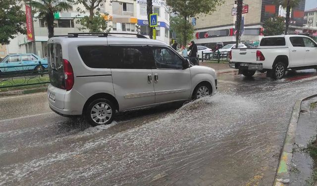 Meteoroloji'den kuvvetli sağanak ve toz taşınımı uyarısı