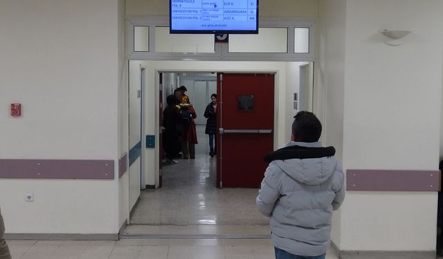Prof. Dr. Şener: Cilt kanserinde erken tanı hayati önem taşıyor
