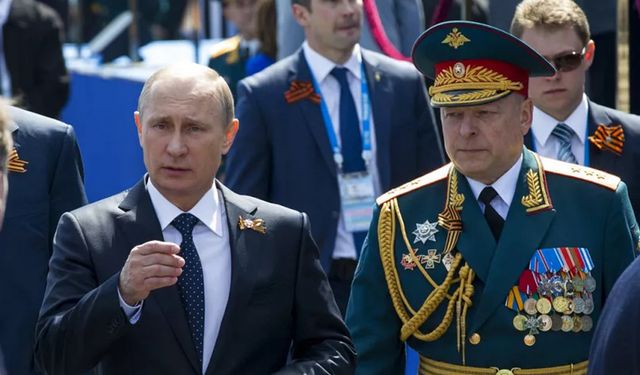 Putin, Kara Kuvvetleri Başkomutanını görevden aldı