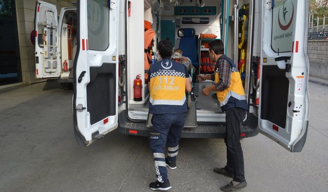 Siirt’te kontrolden çıkan otomobil takla attı: 1 yaralı