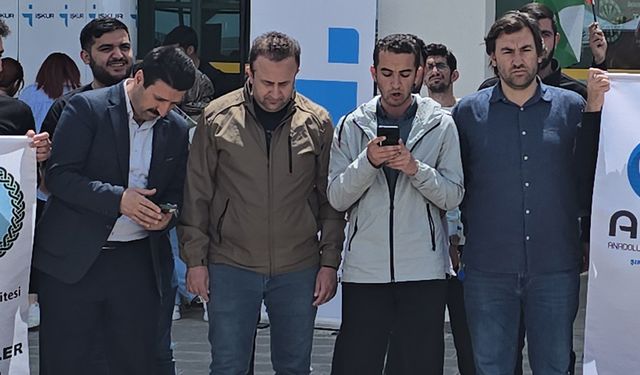 Şırnak'ta öğrenciler vicdan gemisine yapılan saldırıyı lanetledi