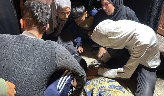 Siyonist rejim Gazze'de sivilleri hedef aldı: Çoğu çocuk en az 8 şehit, onlarca yaralı