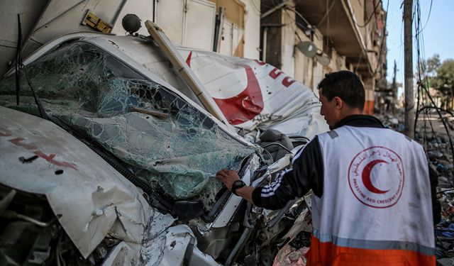 Siyonist rejim Gazze'de toplam 1580 sağlık çalışanını katletti 