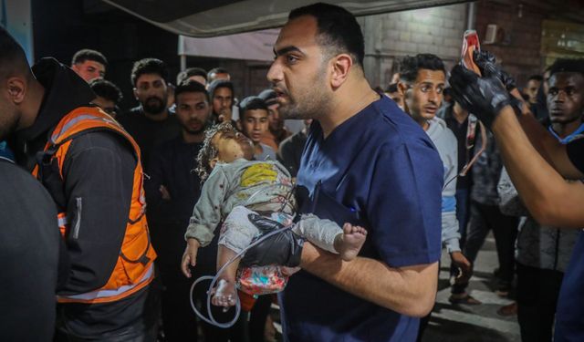 Siyonist rejimden sivillerin sığındığı okula saldırı: En az 30 şehit, 100'e yakın yaralı