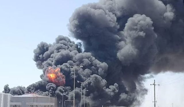 Sudan'ın yakıt depolarına saldırı