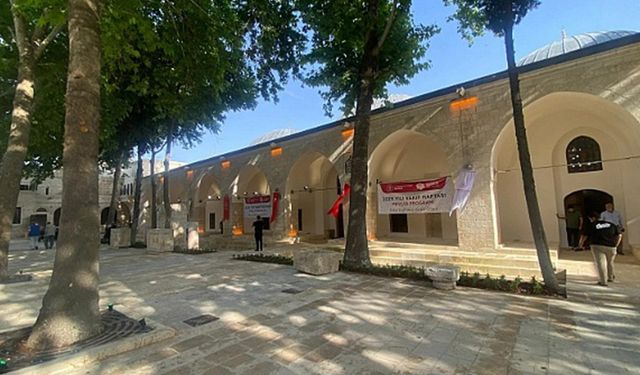 Tarihi Hasan Paşa Camii yeniden ibadete açıldı