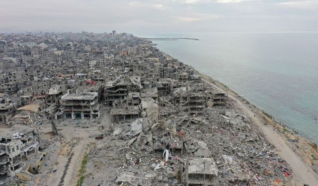 Uluslararası toplumun baskısı İngiltere'yi işgalle ticaret müzakerelerini askıya almaya itti