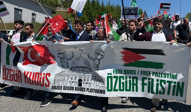 Üniversite öğrencilerinden Gazze'ye destek siyonist zulme sessizliğe tepki