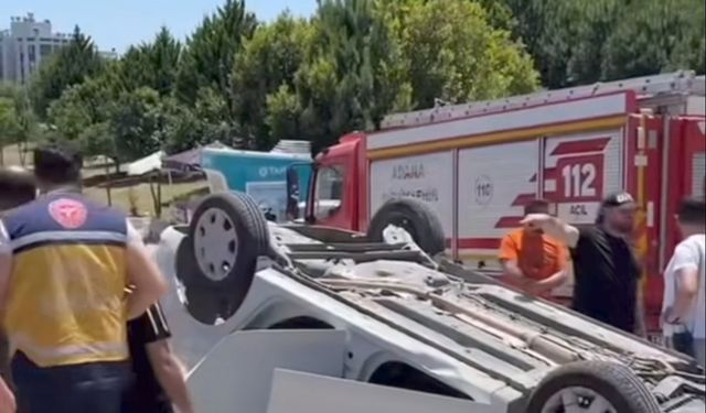 Adana'da otomobil takla attı: 2 yaralı