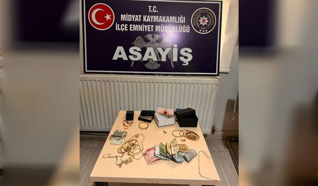Mardin’de bir evden yüklü miktarda ziynet eşyaları çalan  iki kadın yakalandı