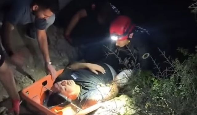 Otomobil uçuruma yuvarlandı: 3 yaralı