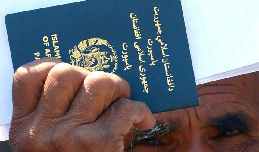 Afgan hükümeti geçen yıl 2,2 milyondan fazla pasaport verdi