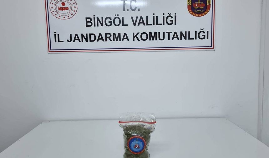 Bingöl’de uyuşturucu operasyonu: 444 gram toz esrar ele geçirildi